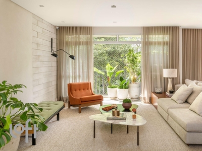 Apartamento à venda em Jardim Paulistano com 160 m², 3 quartos, 1 suíte, 1 vaga