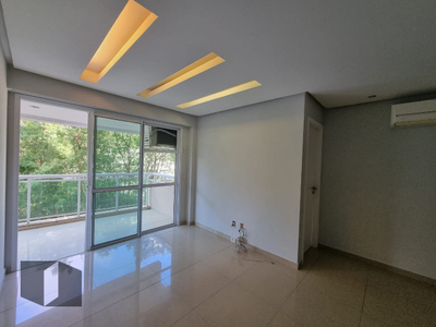 Apartamento em Barra da Tijuca, Rio de Janeiro/RJ de 107m² 4 quartos à venda por R$ 1.019.000,00
