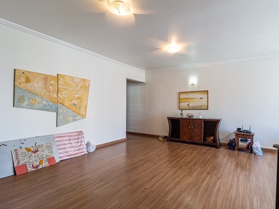 Apartamento em Centro, Taubaté/SP de 130m² 3 quartos à venda por R$ 550.000,00 ou para locação R$ 1.400,00/mes