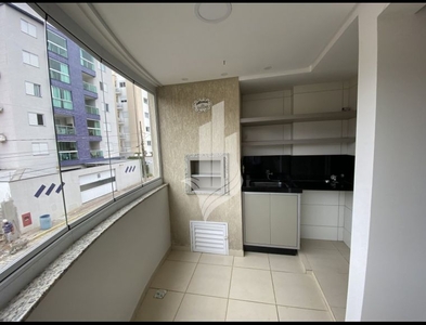 Apartamento no Bairro Garcia em Blumenau com 2 Dormitórios (1 suíte) e 70.27 m²