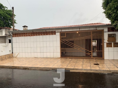 Casa em Parque da Amizade (Nova Veneza), Sumaré/SP de 200m² 5 quartos à venda por R$ 319.000,00