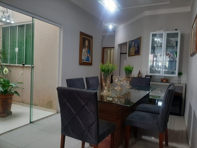 Casa em Zona 22, Maringá/PR de 106m² 3 quartos à venda por R$ 449.000,00