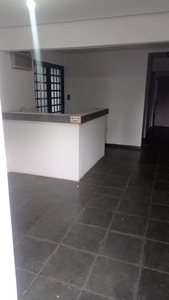 Sala em Vila Nova Cidade Universitária, Bauru/SP de 45m² para locação R$ 900,00/mes