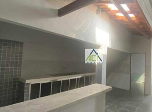 Aluguel de casa de 3 quartos com suíte no Retiro da Mantiqueira, Cruzeiro-SP: ampla e conf