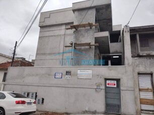 Apartamento à venda por R$ 230.000