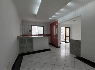 Apartamento à venda por R$ 850.000
