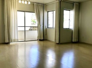 Apartamento para alugar com 3 quartos perto da Beira Mar em Florianópolis/SC
