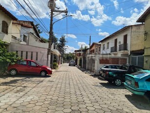 Casa à venda por R$ 1.200.000