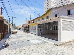 Casa à venda por R$ 795.000