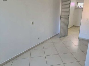 CASA ESTILO APARTAMENTO (ALTOS) NA RUA 28 DE SETEMBRO! 60M²