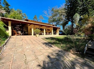 Casa estilo sitío com 3 suítes à venda no amavale - vargem grande - teresópolis/rj | r$ 1.450.000,00 | cód.: 2427