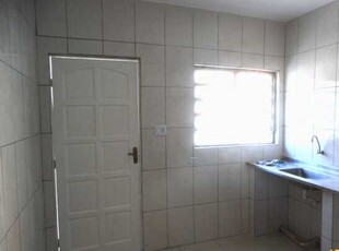 CASA PARA ALUGAR NO CANGAIBA COM 02 DORMITORIOS