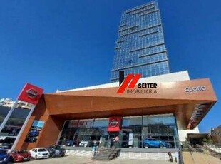 Conjunto comercial no centro do estreito / Sala para alugar 24,36m²