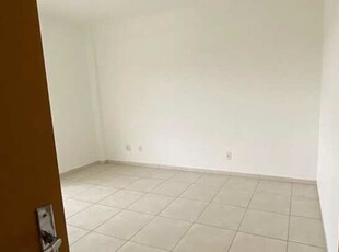 EXCELENTE APARTAMENTO NO CENTRO