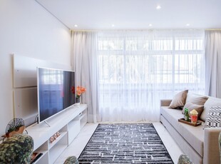 Loft Amplo com AC e Vaga em Alto de Pinheiros