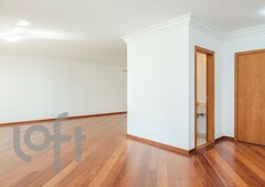 Apartamento à venda em Paraíso com 228 m², 4 quartos, 4 suítes, 3 vagas