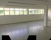 Conjunto de salas no Vila da Serra com aproximadamente 385,63m²