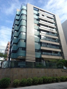 Apartamento para venda tem 165 metros quadrados com 4 quartos em Ponta Verde - Maceió - AL