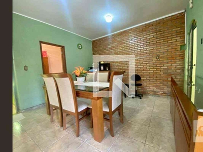 Casa com 3 quartos à venda no bairro Copacabana, 370m²