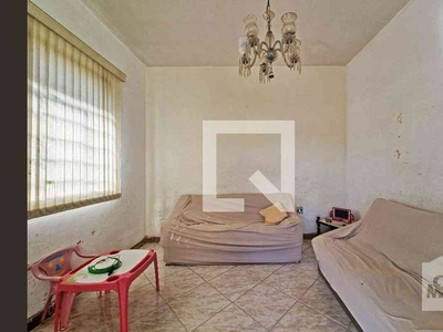 Casa com 3 quartos à venda no bairro Renascença, 215m²