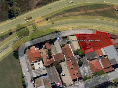 Lote à venda no bairro Norte Ferroviário, 1080m²