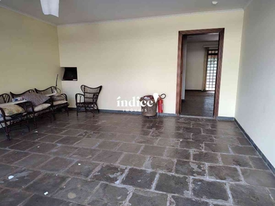 Casa com 3 quartos à venda no bairro Alto da Boa Vista, 183m²