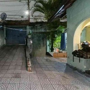 Casa com 3 quartos à venda no bairro Vila Santo Estéfano, 140m²