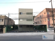 Apartamento com 3 dormitórios à venda, 66 m² por R$ 195.000 - Imbiribeira - Recife/PE