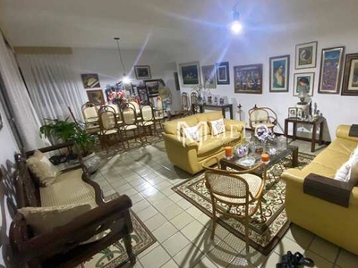 Apartamento em Candeias