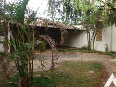 Casa de alto padrão no bairro mais charmoso e tradicional de Belo Horizonte