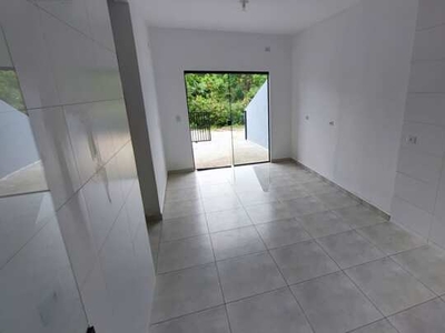 Casa nova em Itapoá, com 2 quartos, ACEITA financiamento bancário