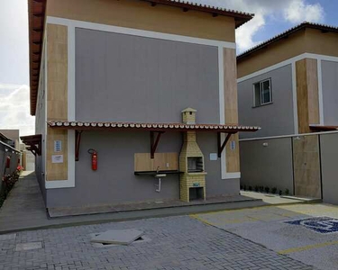 Apartamento com 2 dormitórios à venda, 52 m² por R$ 135.000,00 - Barrocão - Itaitinga/CE