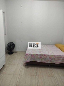 Apartamento com 3 dormitórios para alugar, 70 m² por R$ 2.550,00/mês - Vila Dona Auta - Ri