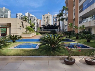 Apartamento para aluguel possui 177 metros quadrados com 4 quartos em Jardim Goiás - Goiân