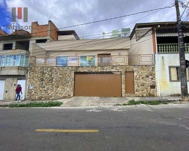 Casa com 3 dormitórios para alugar, 232 m² por R$ 3.900/mês - São Pedro - Juiz de Fora/MG