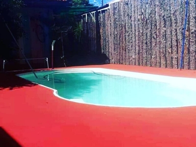 Casa com piscina e hidromassagem