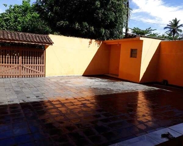 Casa Em Peruíbe com piscina