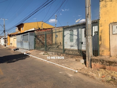 CASA NA QR 402 SAMAMBAIA NORTE