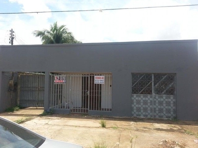 Casa para Locação em Porto Velho, Tiradentes, 4 dormitórios, 2 suítes, 4 banheiros, 3 vag
