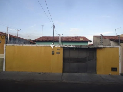 Casa Residencial no bairro Mocambinho para Venda