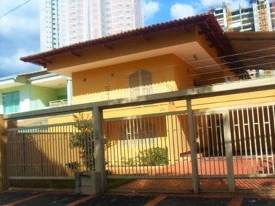 Casa sobrado com 3 quartos - Bairro Setor Marista em Goiânia