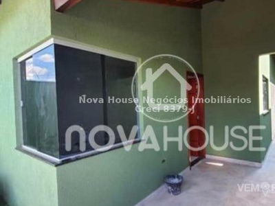 Casa Térrea com 3 Quartos à Venda por R$ 355.000