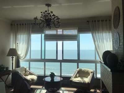 Lindo Apartamento com Vista para o Mar em Itapema para Locação de Temporada