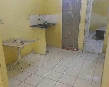 Vende-se casa( com ponto comercial ) ou troca em casa no colinas do sul 2