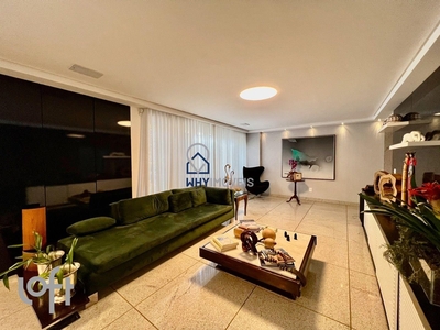 Apartamento à venda em Belvedere com 189 m², 4 quartos, 2 suítes, 3 vagas