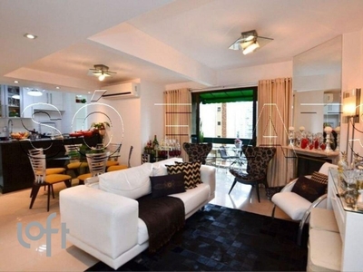 Apartamento à venda em Pinheiros com 101 m², 4 quartos, 2 suítes, 2 vagas