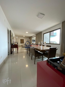 Apartamento à venda em Santo Agostinho com 180 m², 4 quartos, 4 suítes, 4 vagas