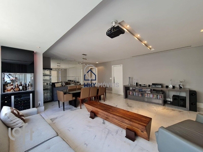 Apartamento à venda em Savassi com 134 m², 4 quartos, 1 suíte, 2 vagas