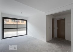 APARTAMENTO no 2º andar com 2 dormitórios e 1 garagem