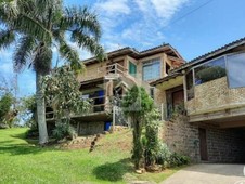 Casa à venda no bairro Centro em Garopaba